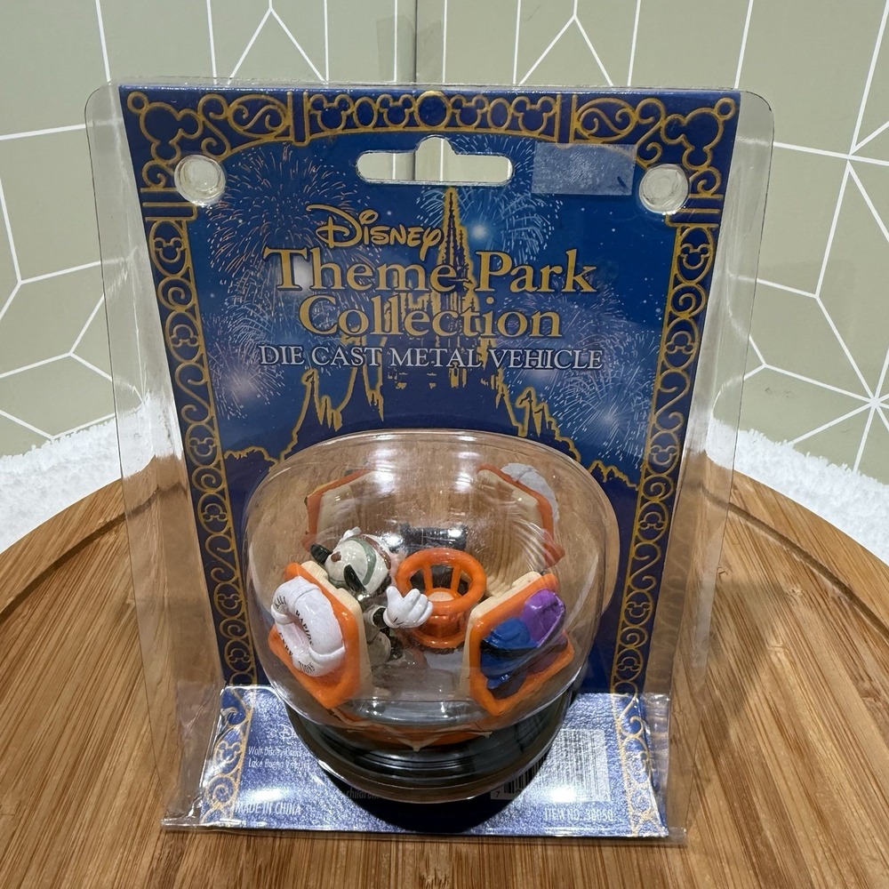 NEW! Disney Theme Park Collection Kali‎ River Rapids Die Cast Metal Vehicle